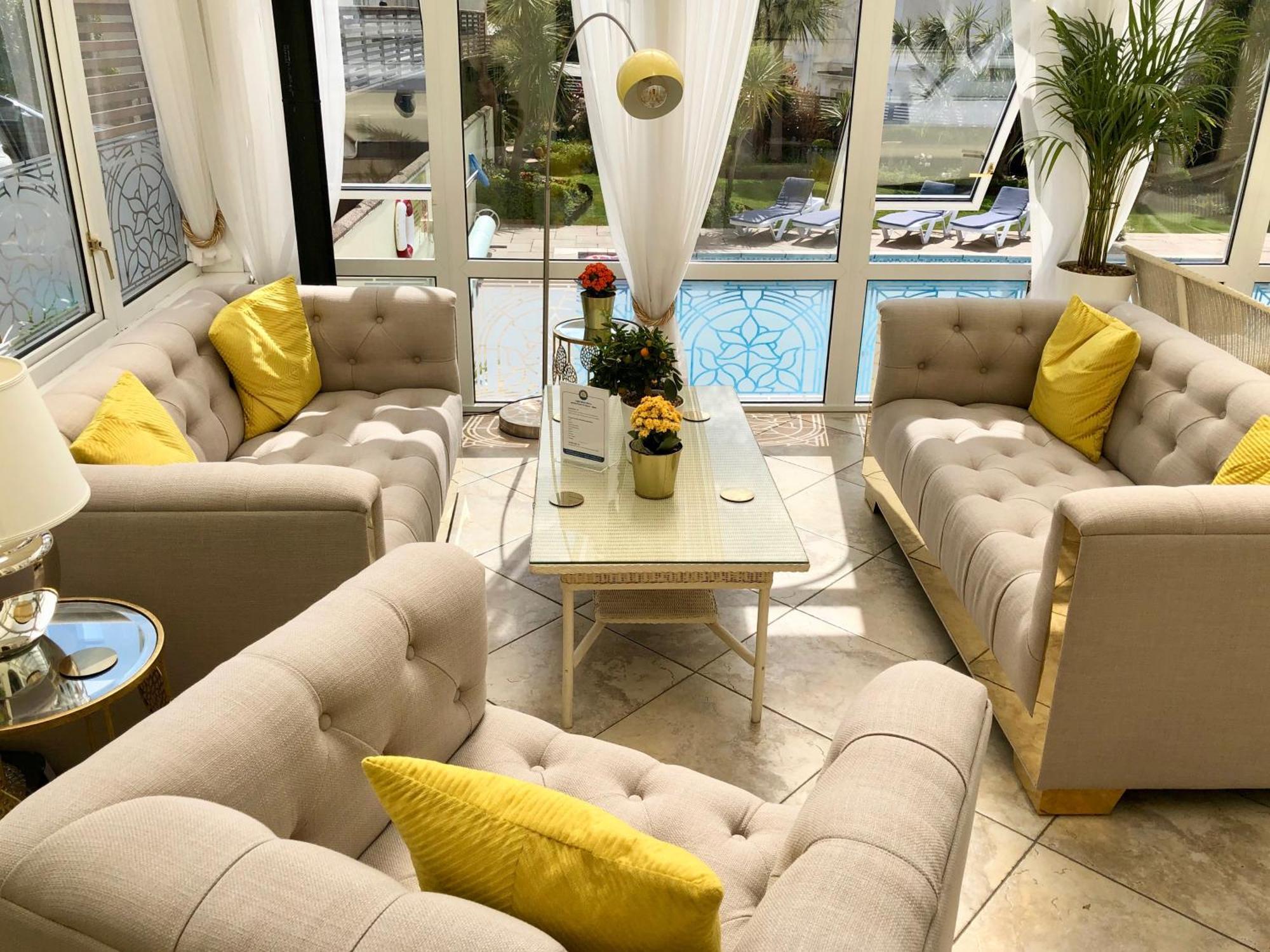 Riviera Lodge Hotel Torquay Εξωτερικό φωτογραφία
