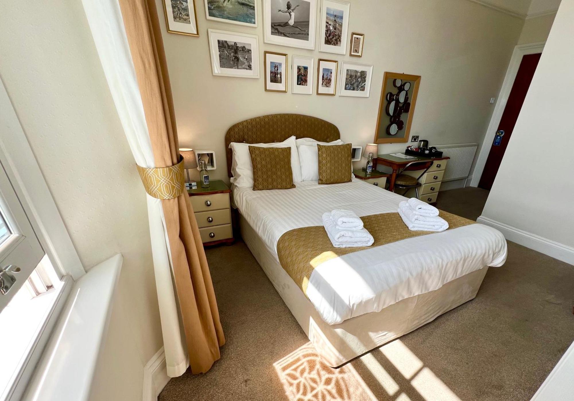 Riviera Lodge Hotel Torquay Εξωτερικό φωτογραφία
